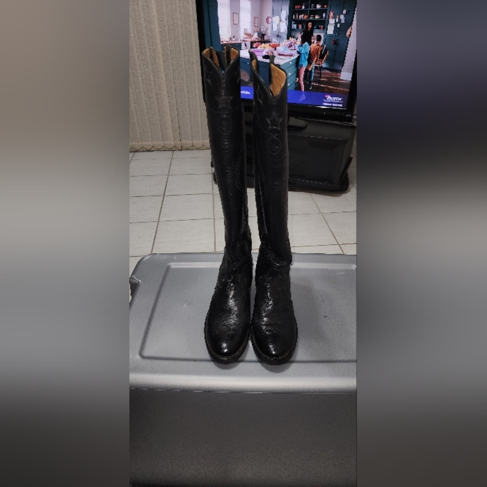 Caboots Black High Boots Size 10.5?